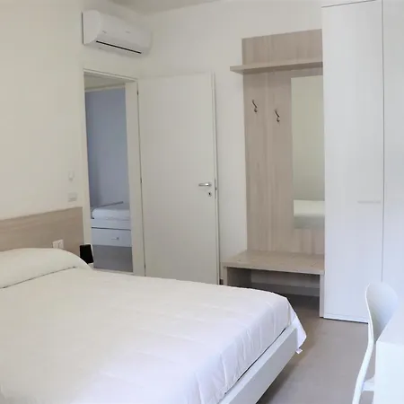 Blu Vacanze Apartment *